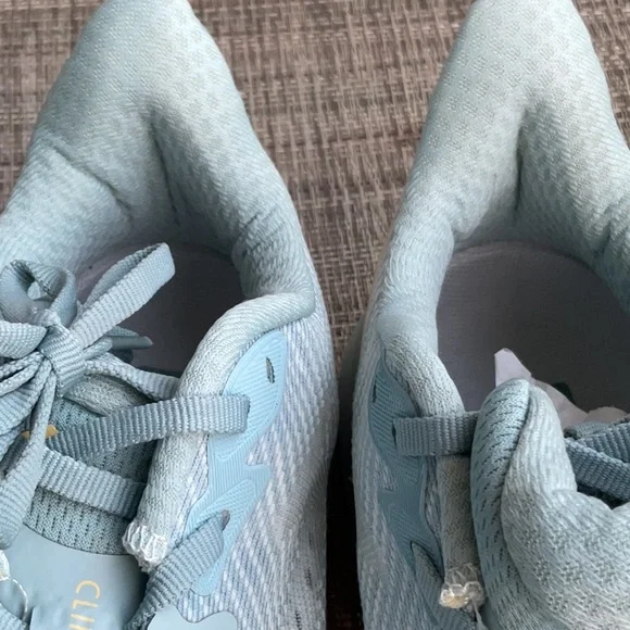 Hoka Women's Blue Athletic Shoes 7 D - Picture 10 of 10